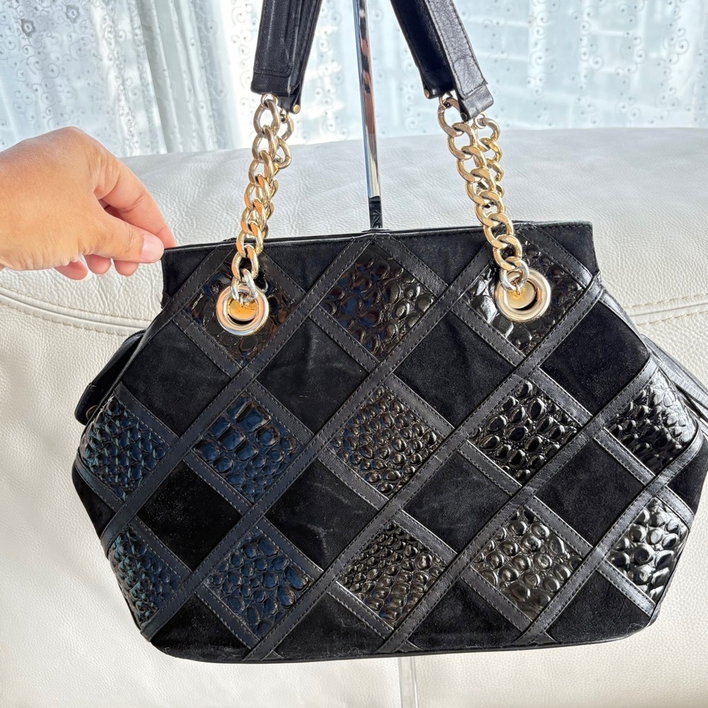 Visconti Black Leather Croco Embossed Quilted Shoulder Bag with Gold Chains
